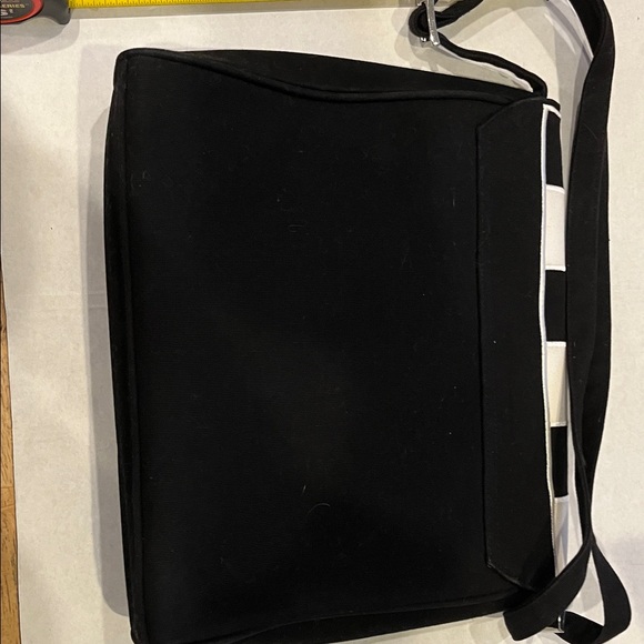 Lulu Guinness Black and White Bakery /Storefront Crossbody Bag - Picture 5 of 7